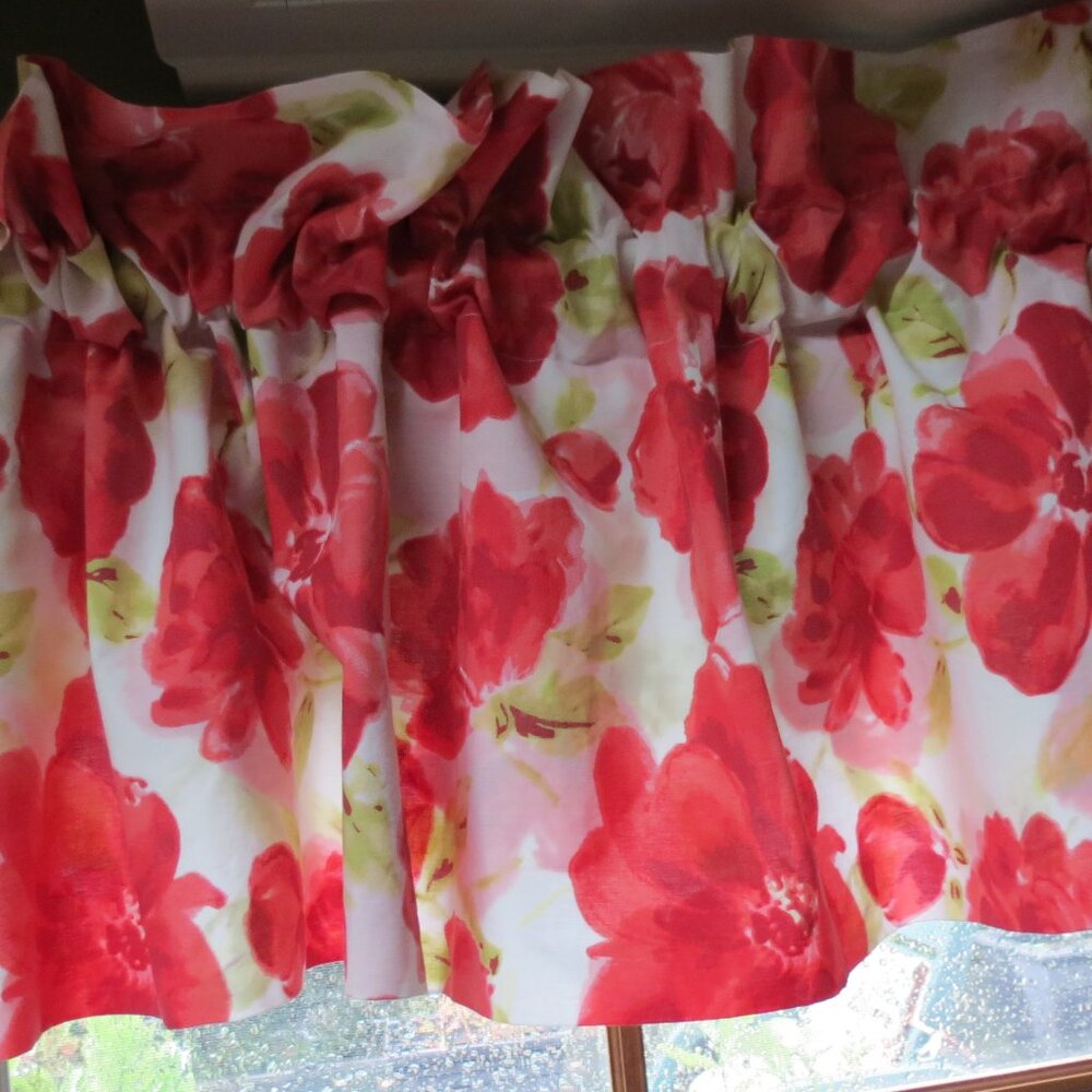 Floral Large Pink Valance 17.5"H x 88"W Window Curtain Vintage 80s